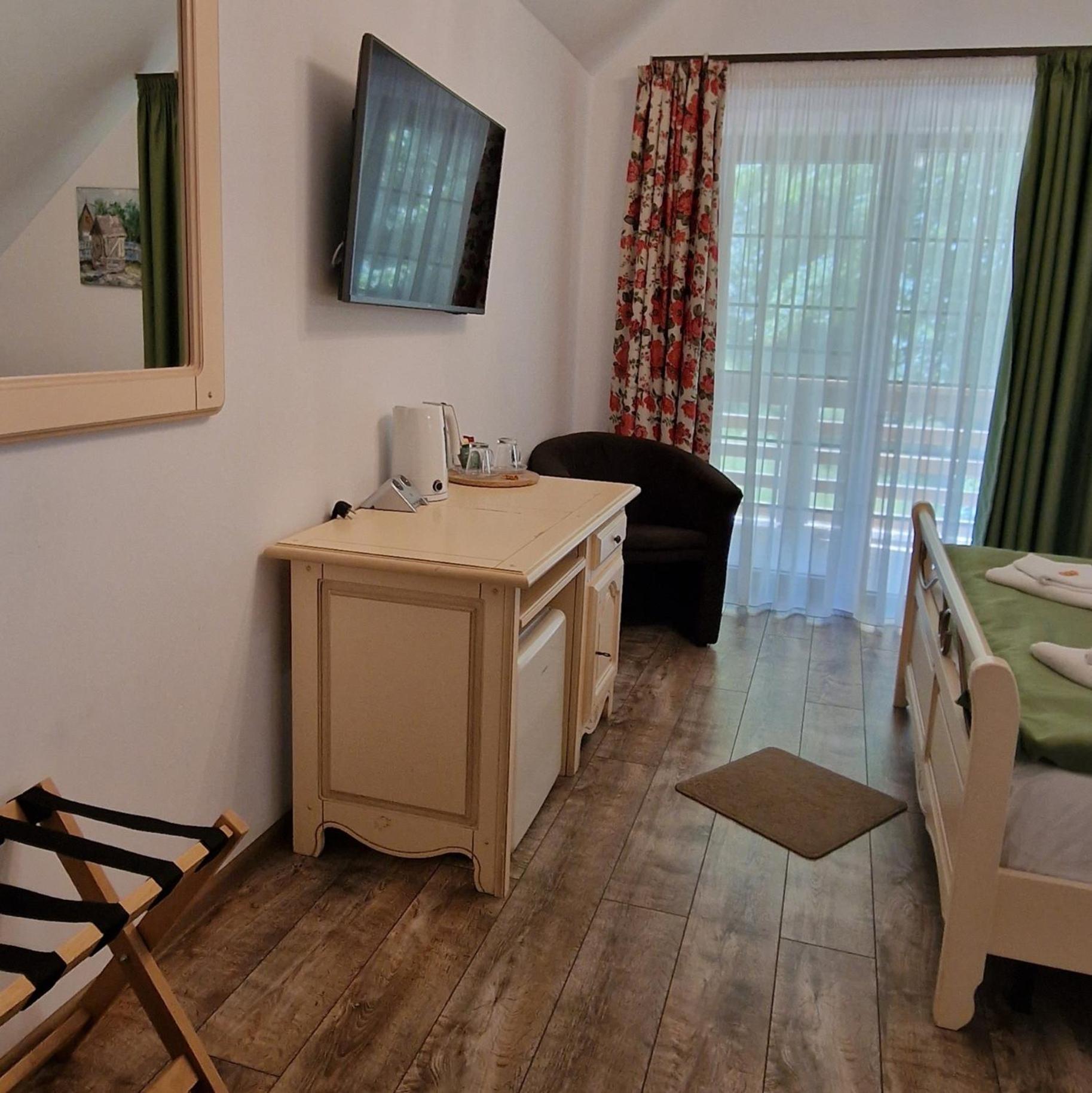 Hotel Provence Suceava Extérieur photo