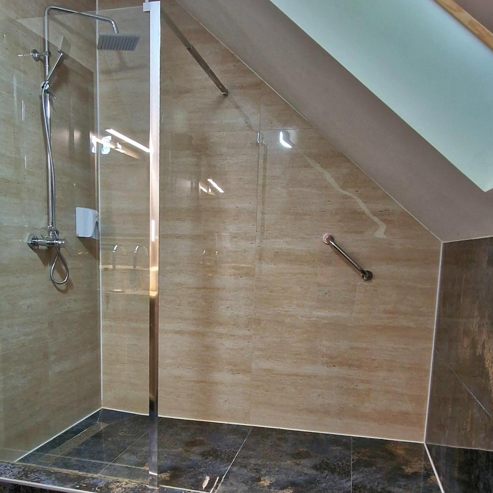 Hotel Provence Suceava Extérieur photo